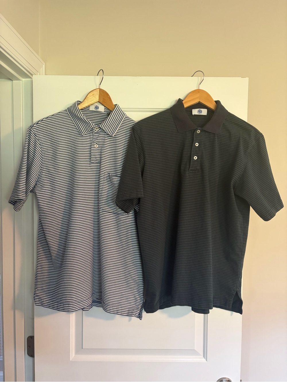 Set of 2 J Press, 100% Pima cotton polo’s men’s medium